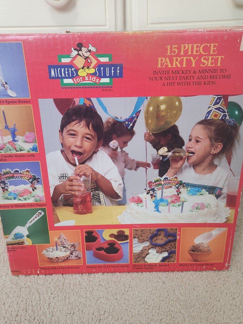 Vintage Disney Mickey & Minnie 15-Piece Party Set - Red